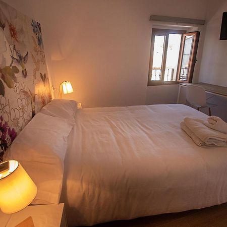 Apartamentos Turisticos Abrilymarzo Caces Zewnętrze zdjęcie